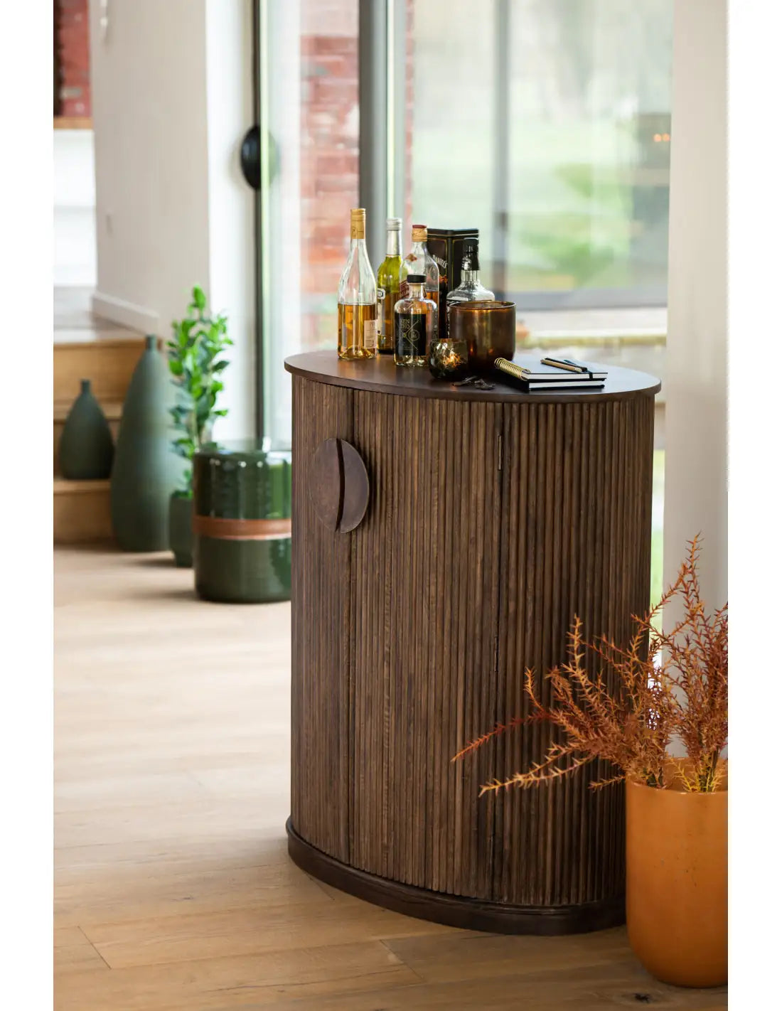 Buffet arrondi 2 portes en bois de manguier marron